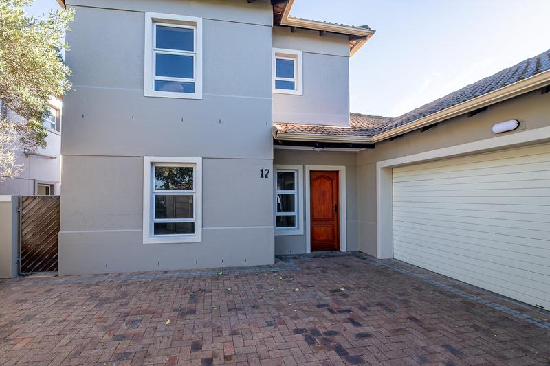3 Bedroom Property for Sale in Protea Heights Western Cape